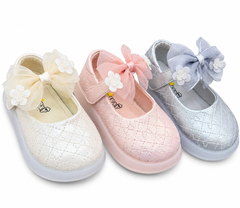 Bow tie pumps(light in sole)
